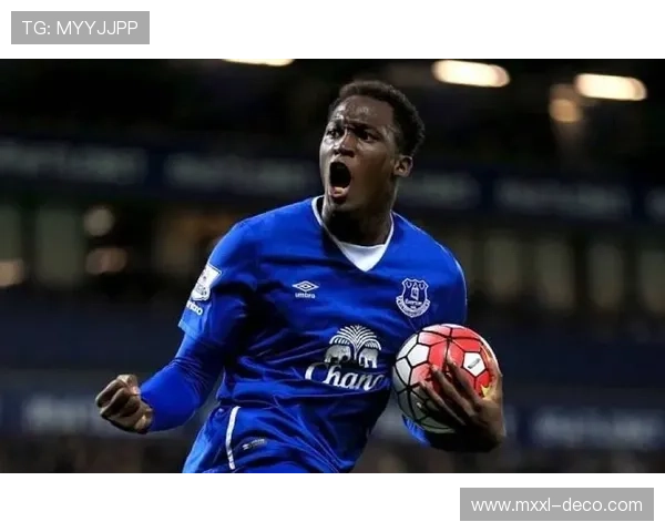 埃弗顿盼卢卡库回归那不勒斯或惩罚前锋